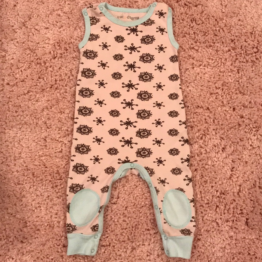 Cat & Dogma Romper Henna